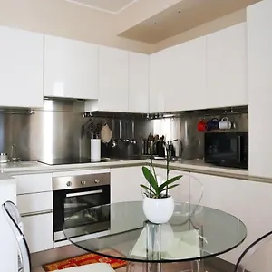 Appartamento Repubblica Elegant House, Milano